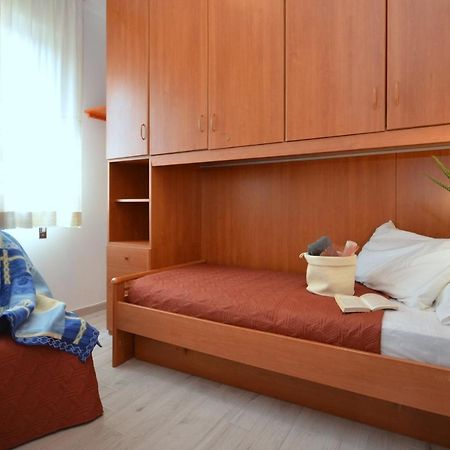 Apartamento Residenza Alisei Lignano Sabbiadoro Exterior foto