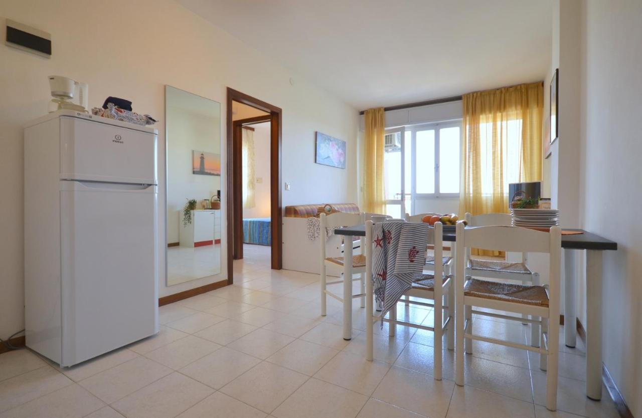 Apartamento Residenza Alisei Lignano Sabbiadoro Exterior foto
